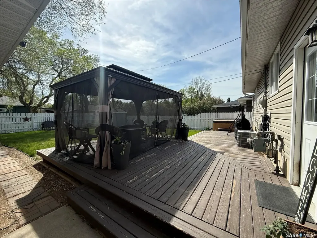 1920 Dyer Road Estevan SK S4A 1Z5