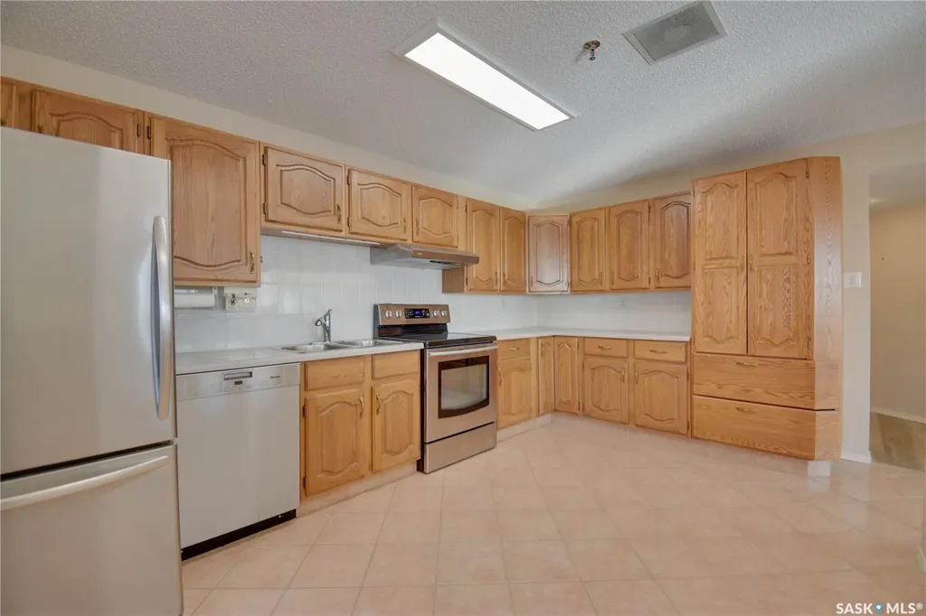 510 5th Avenue N Saskatoon SK S7K 2R2