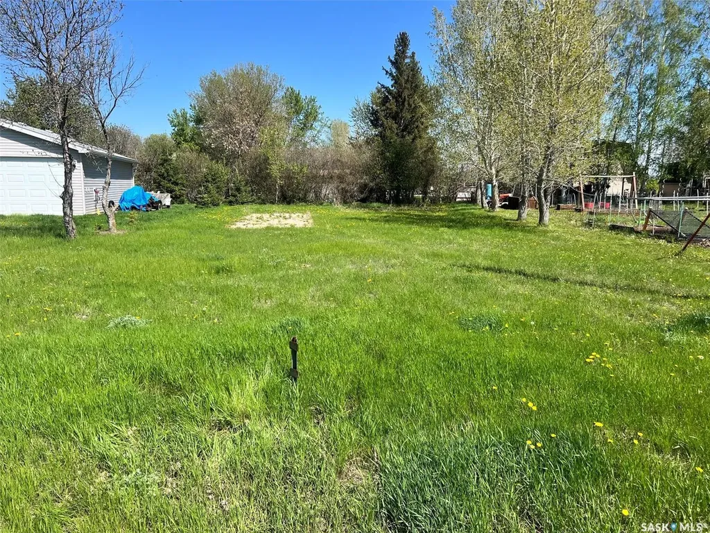 260 Elm Crescent Mckillop Rm No. 220 SK S0G 0L0