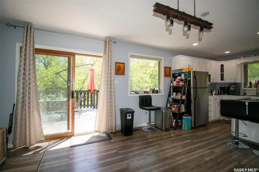 462 Fairchild Avenue Regina Beach SK S0G 4C0