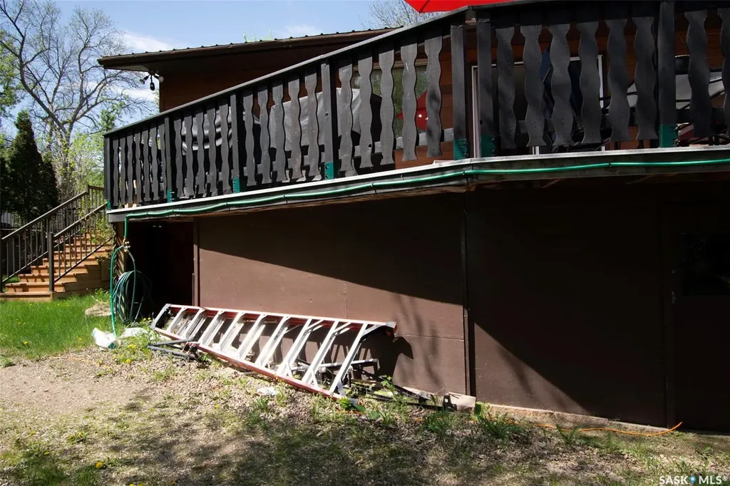 462 Fairchild Avenue Regina Beach SK S0G 4C0