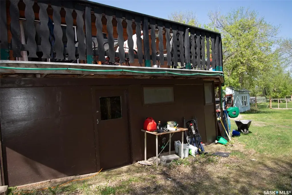 462 Fairchild Avenue Regina Beach SK S0G 4C0