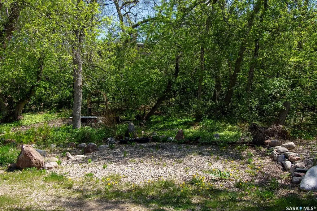 462 Fairchild Avenue Regina Beach SK S0G 4C0