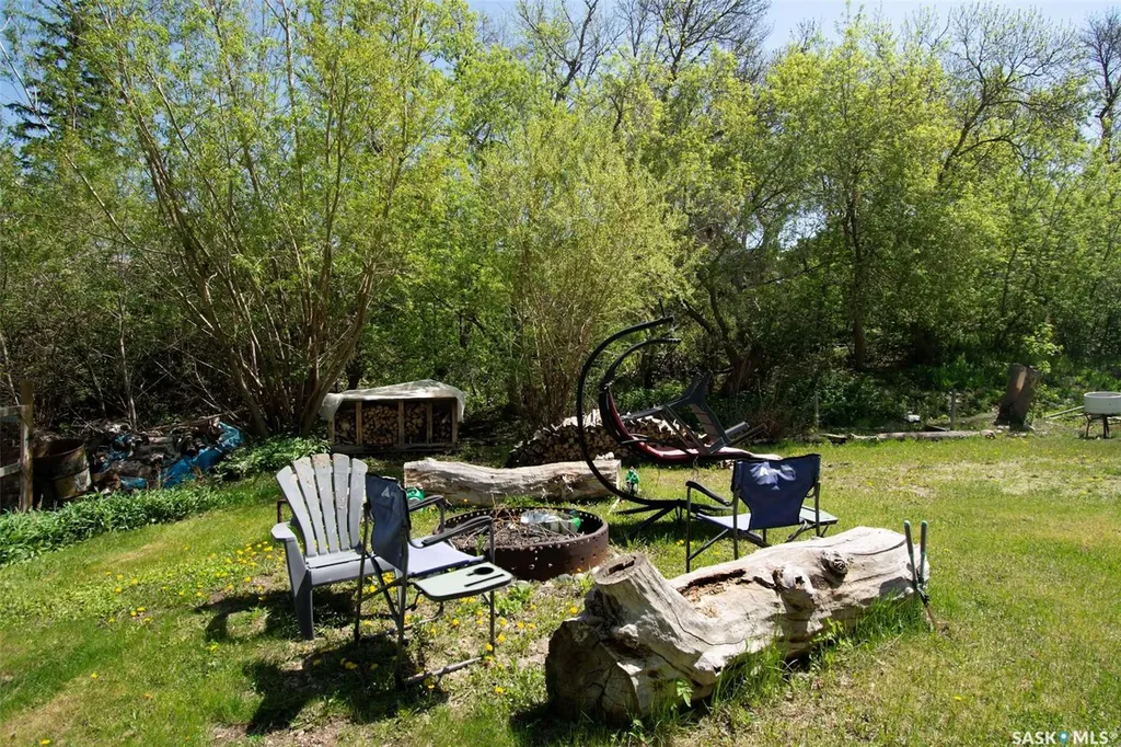 462 Fairchild Avenue Regina Beach SK S0G 4C0