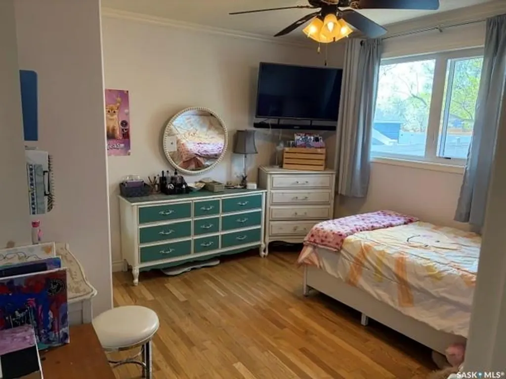 158 Selkirk Crescent Saskatoon SK S7L 4J3