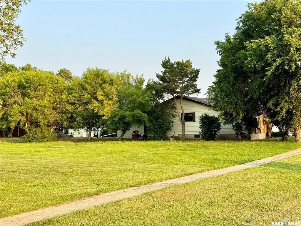 549 Ford Street Bethune SK S0G 0H0