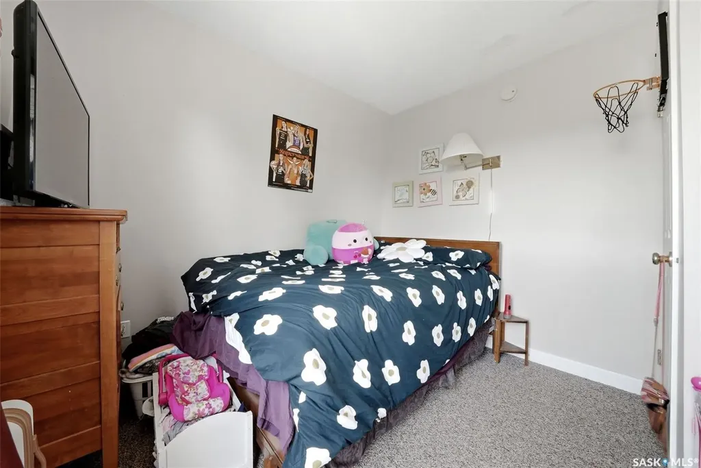 220 Qu'appelle Drive W Lumsden SK S0G 3C0