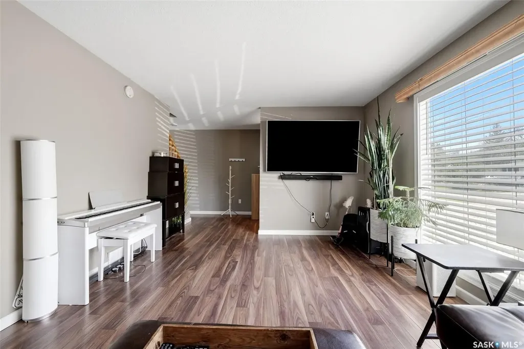 220 Qu'appelle Drive W Lumsden SK S0G 3C0