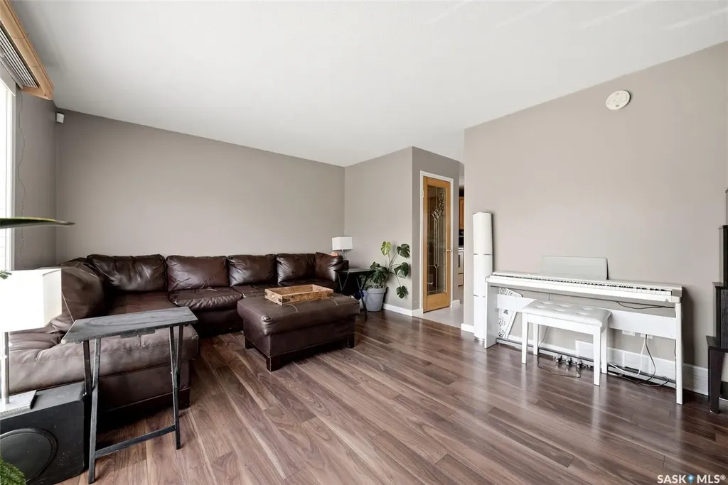 220 Qu'appelle Drive W Lumsden SK S0G 3C0