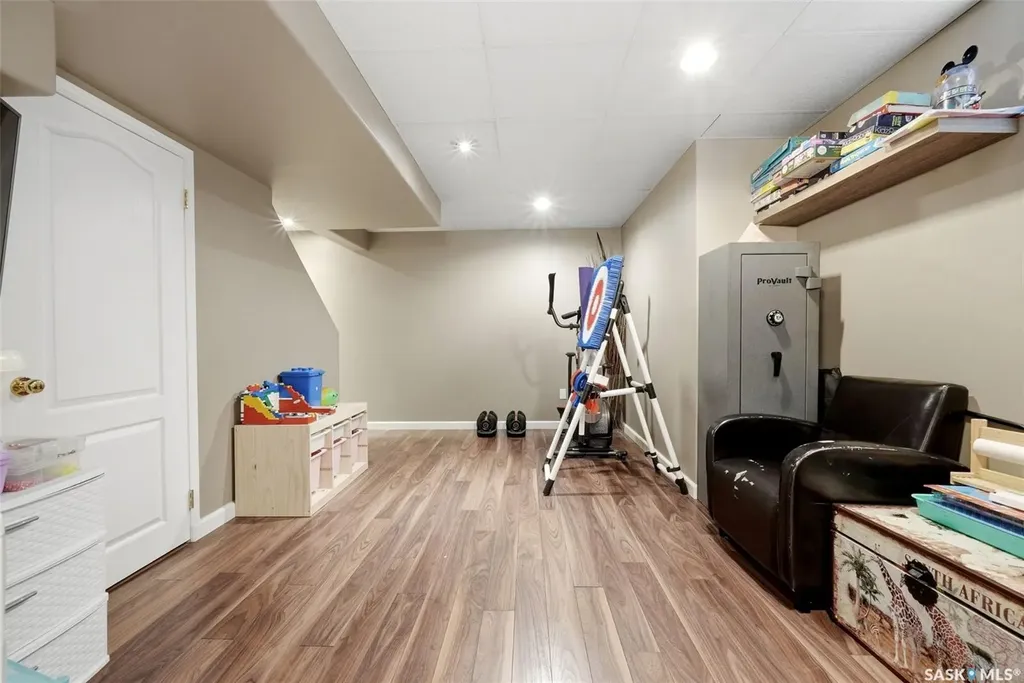 220 Qu'appelle Drive W Lumsden SK S0G 3C0