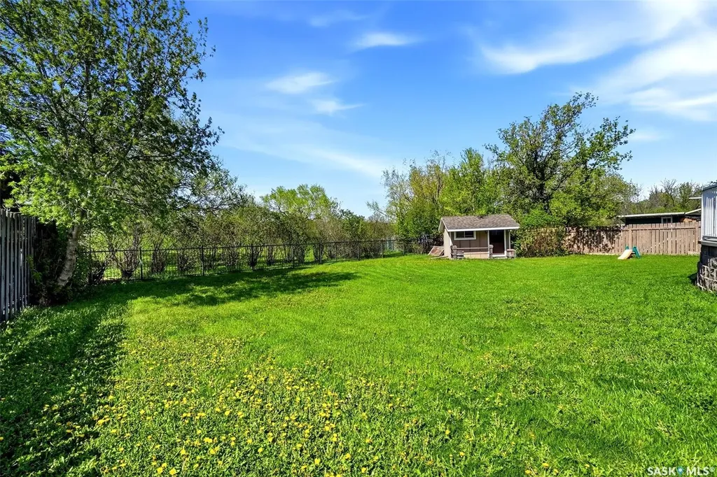 220 Qu'appelle Drive W Lumsden SK S0G 3C0