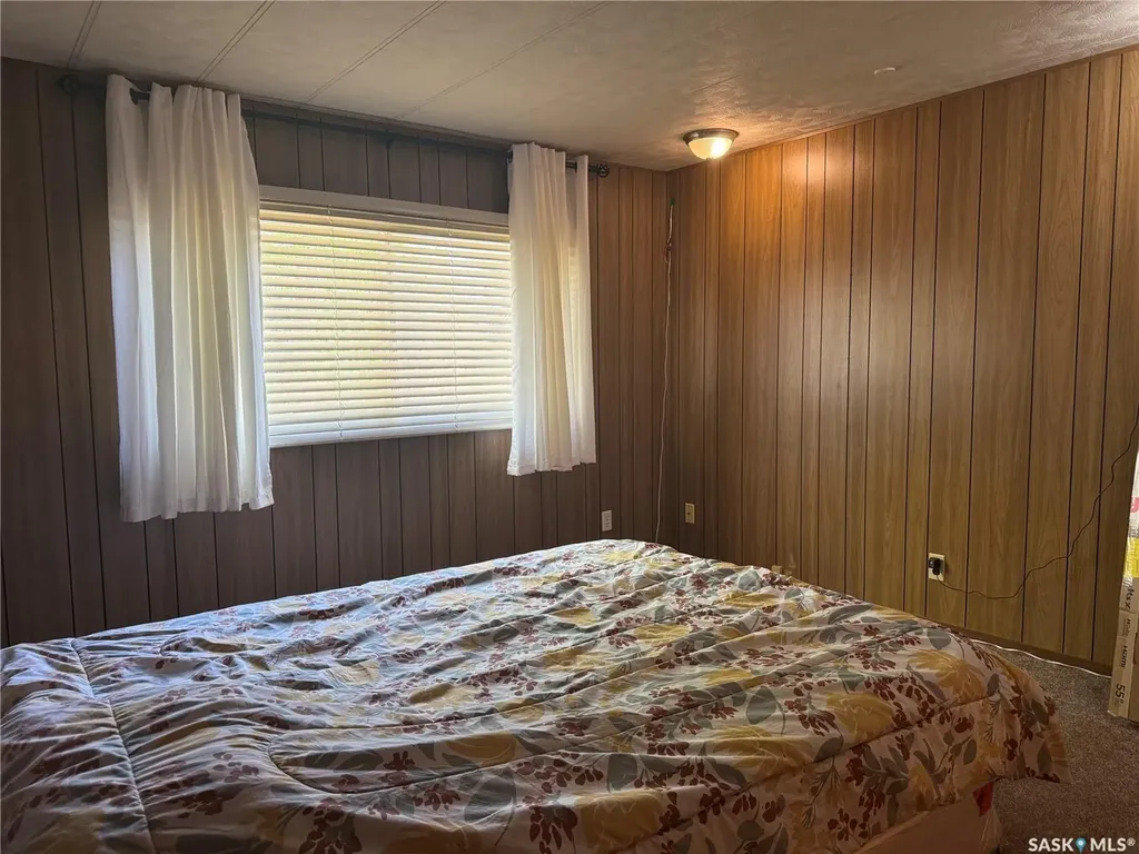 1455 9th Avenue NE Moose Jaw SK S6J 1C6