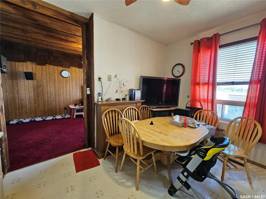 203 Main Street Unity SK S0K 4L0