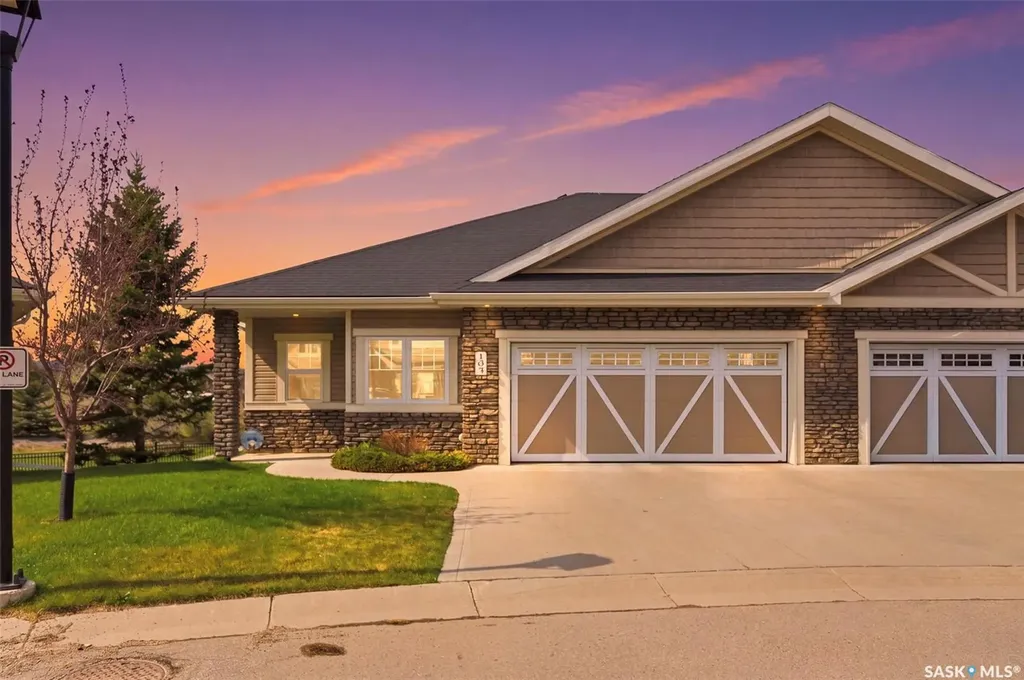 542 Pringle Crescent Saskatoon SK S7T 0W9