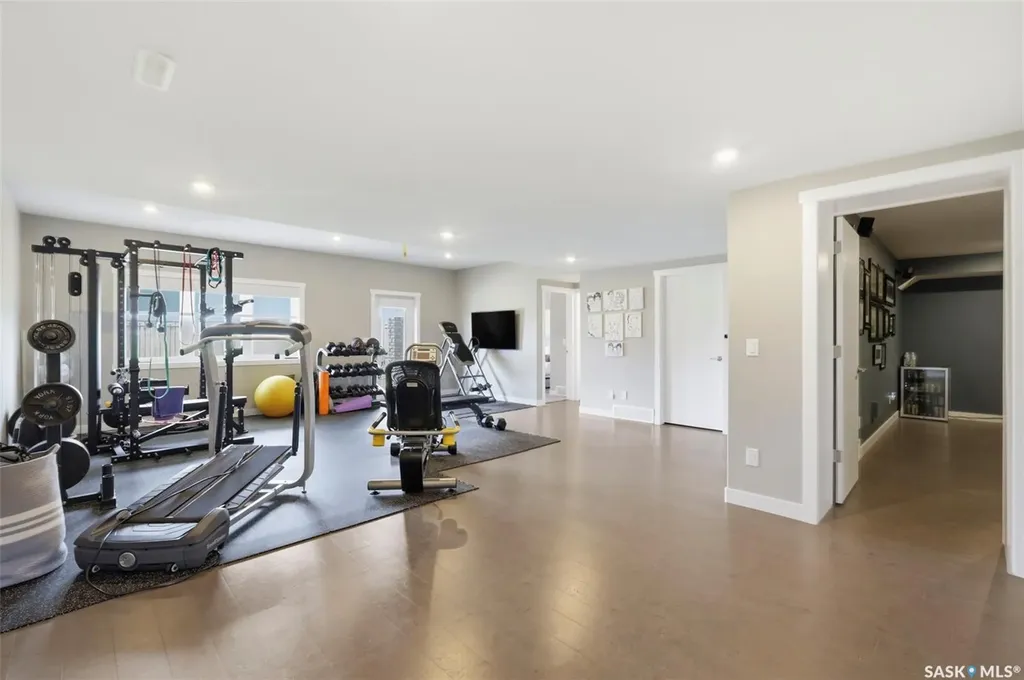 542 Pringle Crescent Saskatoon SK S7T 0W9