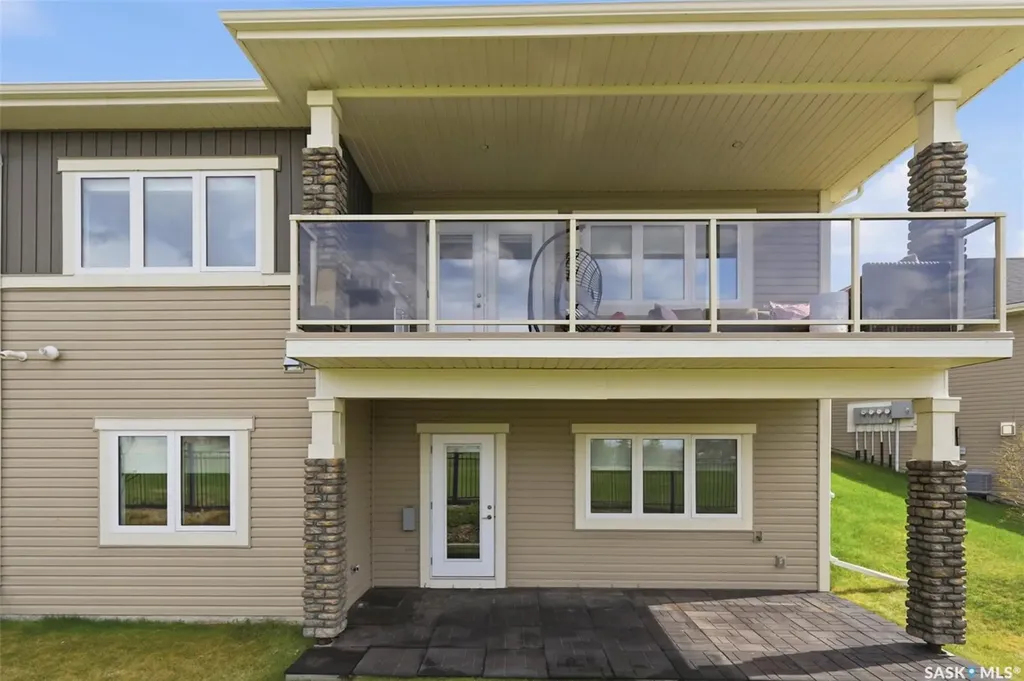 542 Pringle Crescent Saskatoon SK S7T 0W9