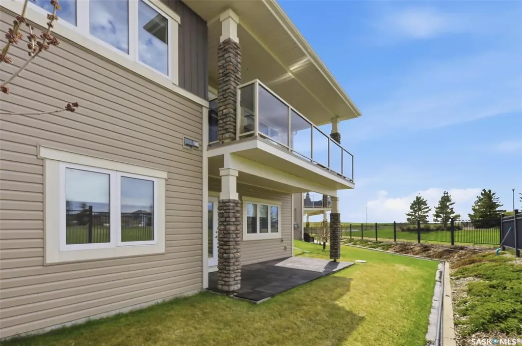 542 Pringle Crescent Saskatoon SK S7T 0W9