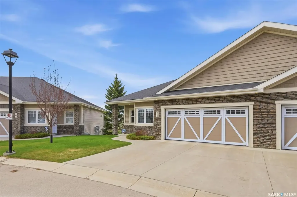542 Pringle Crescent Saskatoon SK S7T 0W9
