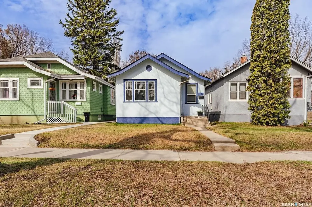 1304 Broadway Avenue Saskatoon SK S7H 2A6