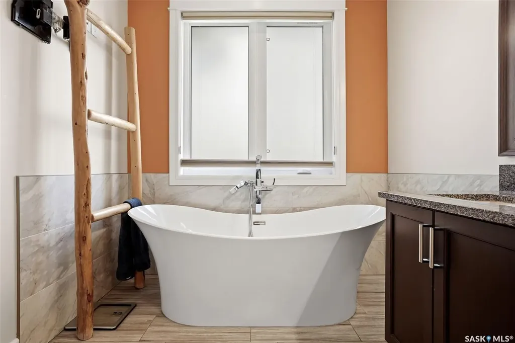 4868 Wright Road Regina SK S4W 0A8