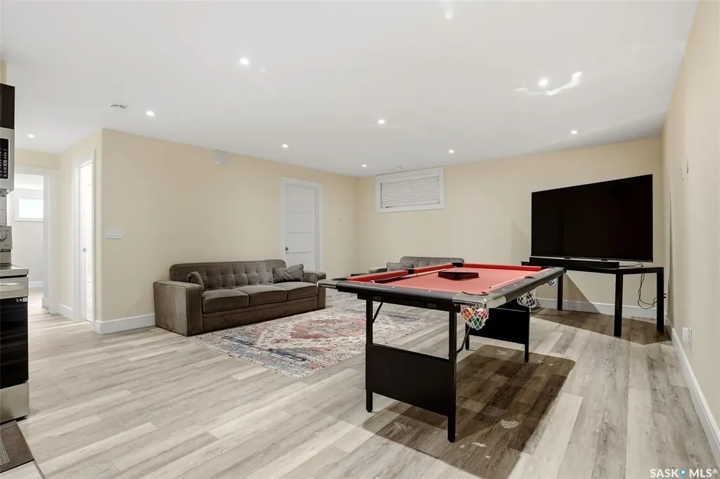 4868 Wright Road Regina SK S4W 0A8