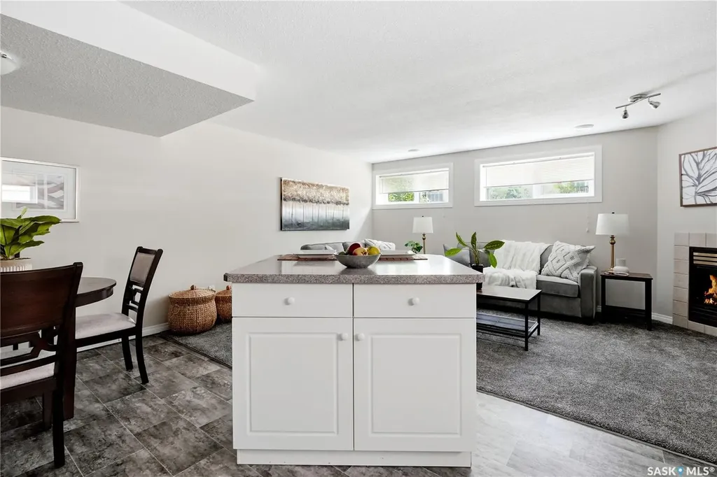 2248 Wascana Street Regina SK S4T 4K2