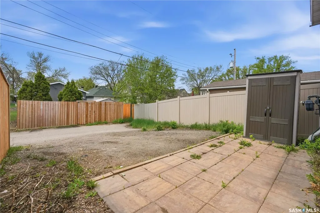 2248 Wascana Street Regina SK S4T 4K2