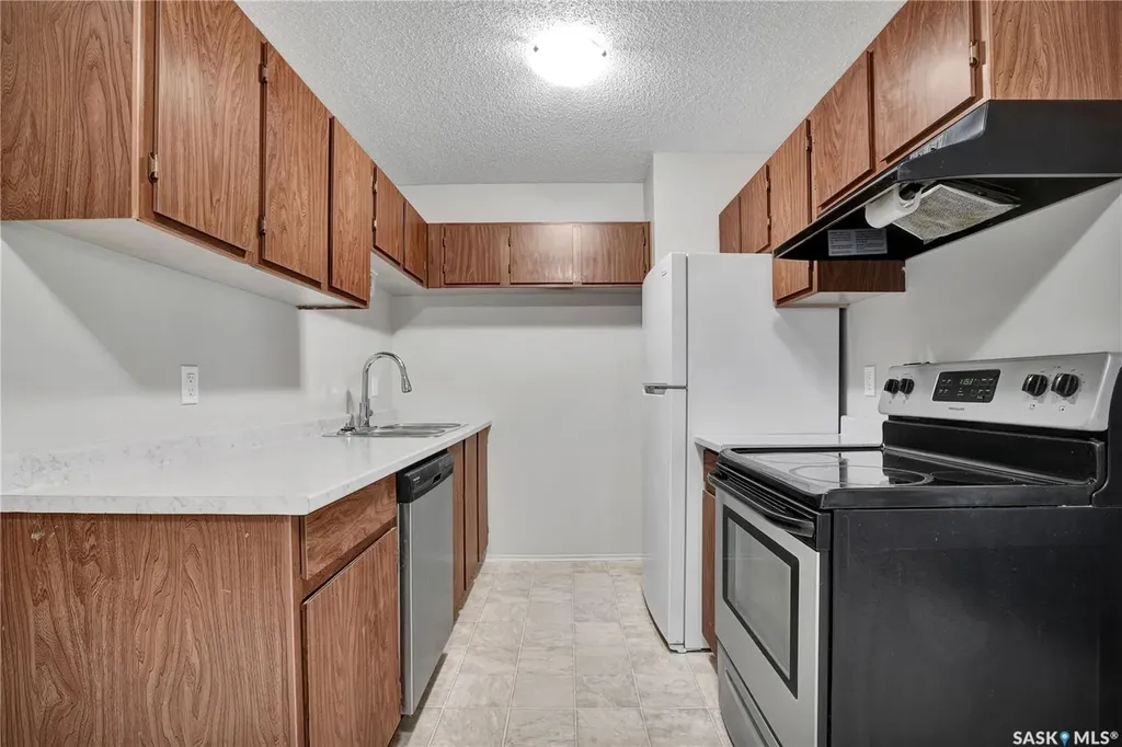 311 Tait Crescent Saskatoon SK S7H 5L7