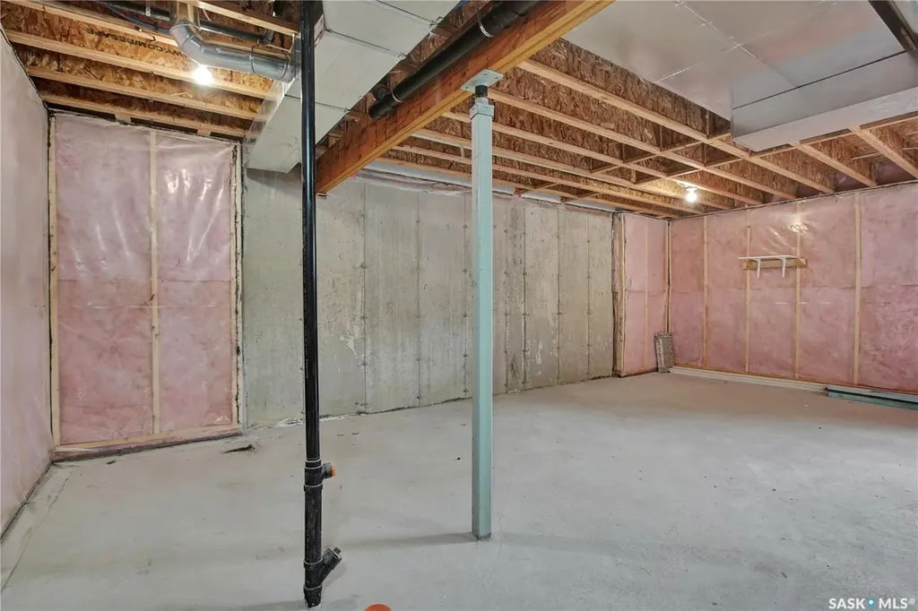 503 Schmeiser Avenue Saskatoon SK S7V 1P2
