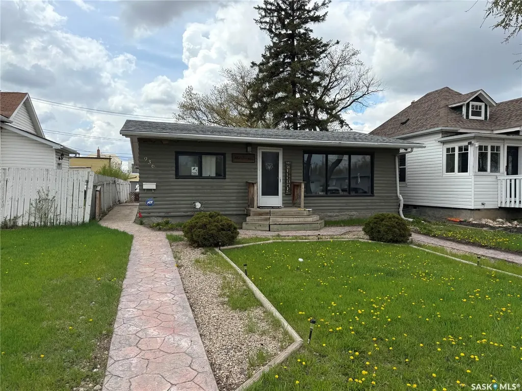 936 Wallace Street Regina SK S4N 3Y5