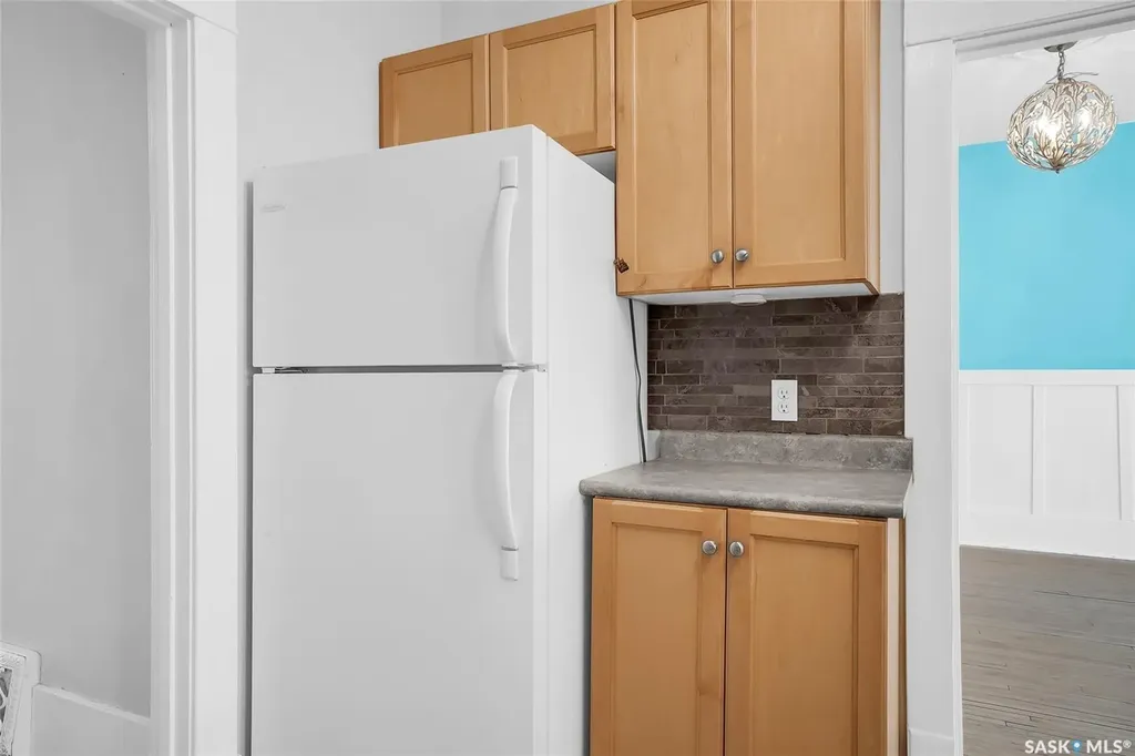 524 7th Street E Saskatoon SK S7H 0X7
