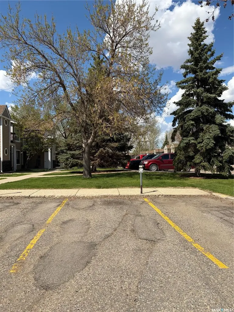 88 Cedar Meadow Drive Regina SK S4X 3J5