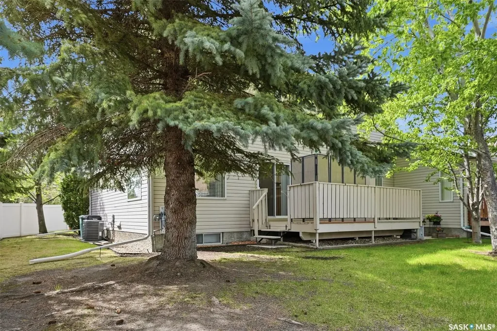 212 La Ronge Road Saskatoon SK S7K 8E5