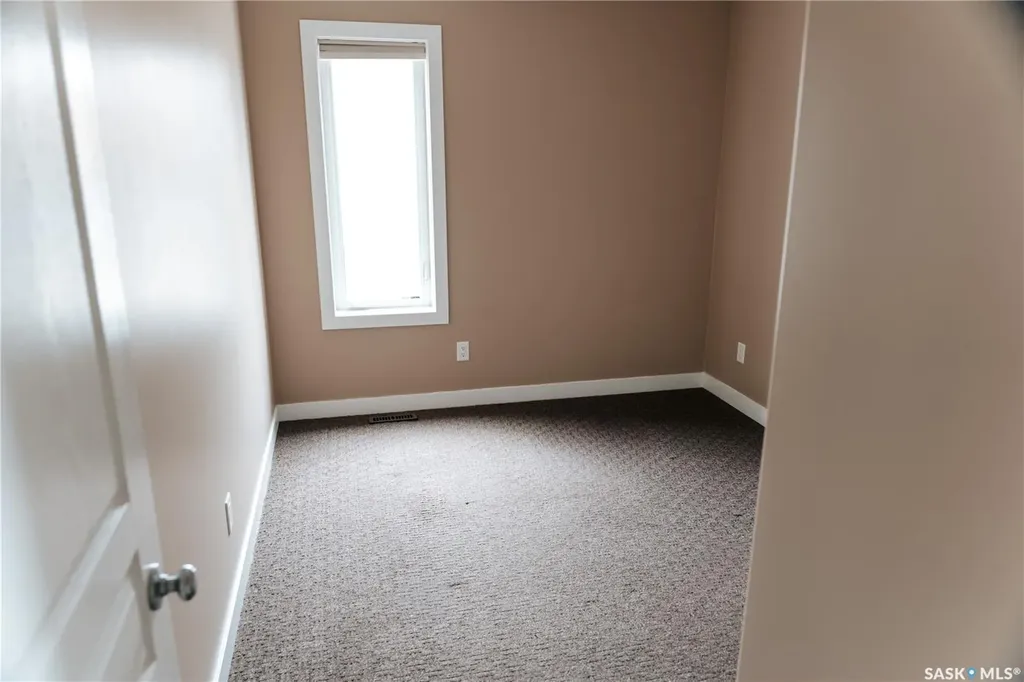 145 Mcintyre Street N Regina SK S4R 3B6