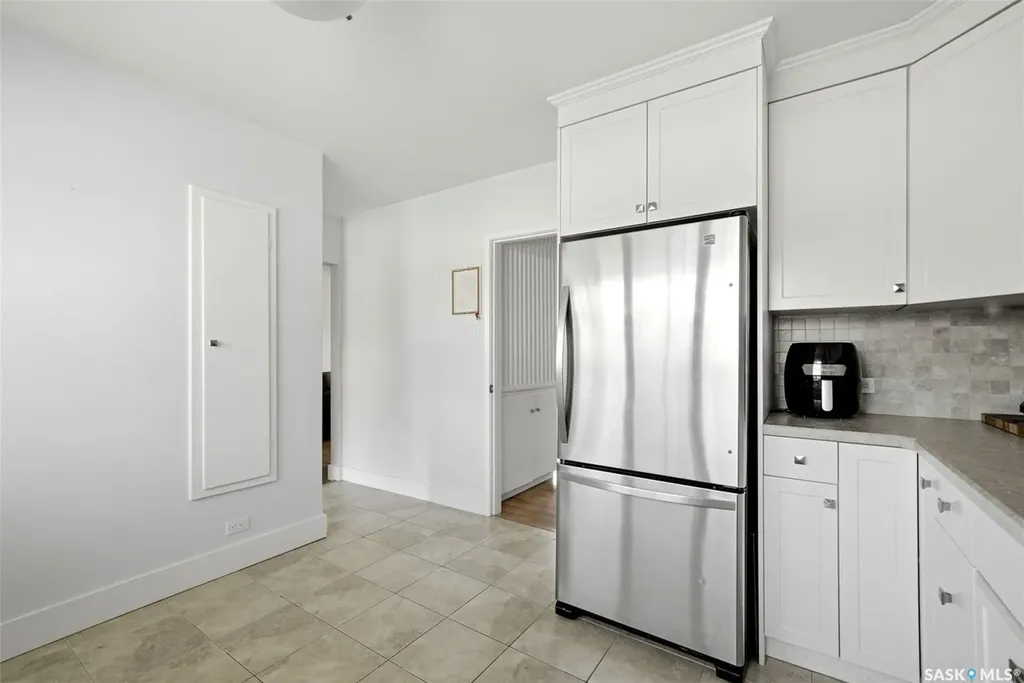 2533 Pasqua Street Regina SK S4S 0M3
