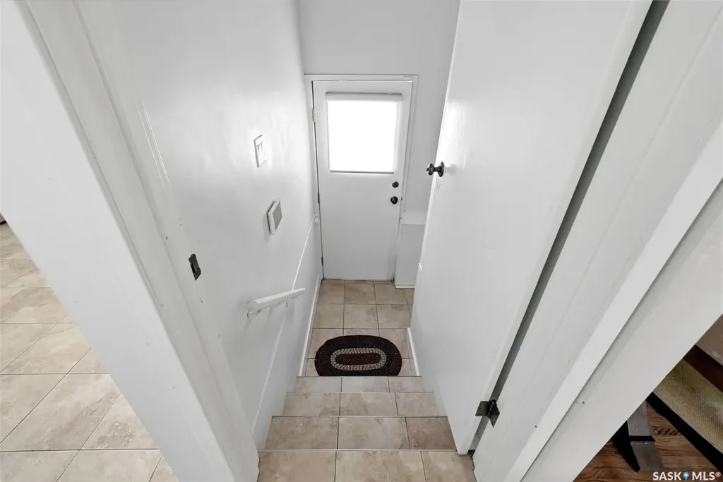 2533 Pasqua Street Regina SK S4S 0M3