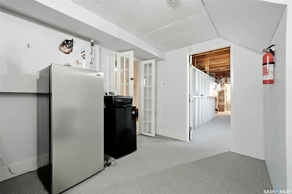 2533 Pasqua Street Regina SK S4S 0M3