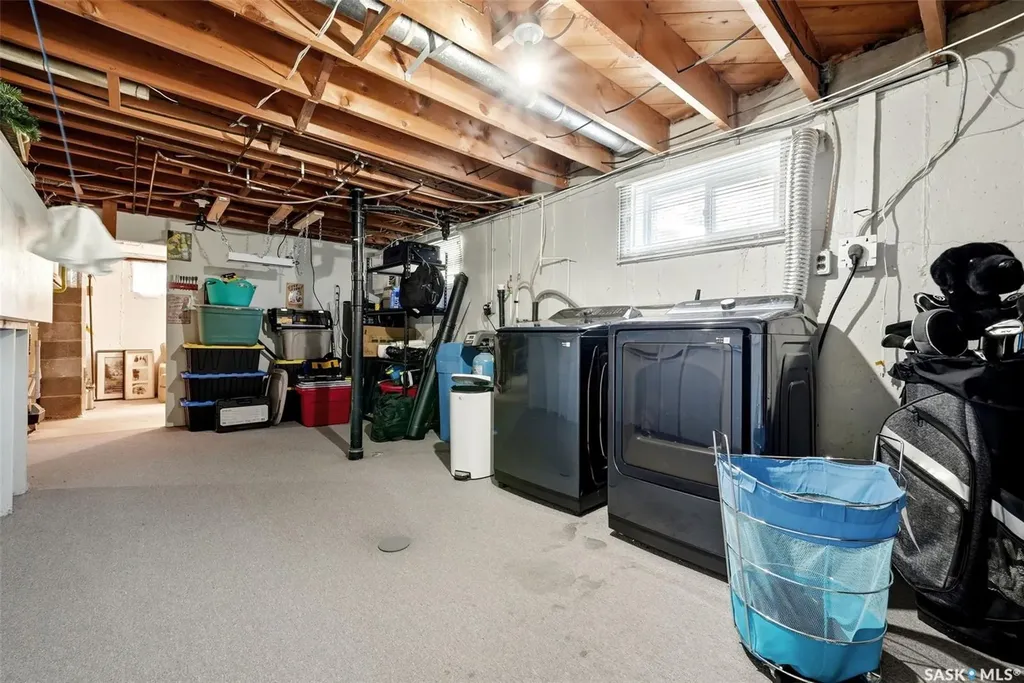 2533 Pasqua Street Regina SK S4S 0M3
