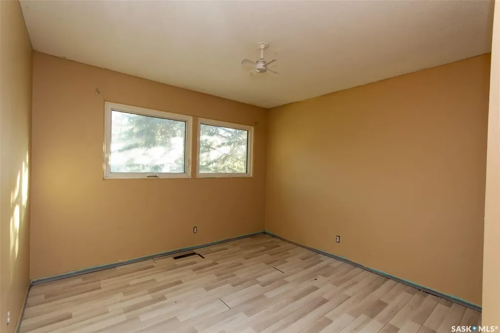 9704 97th Drive North Battleford SK S9A 0L4