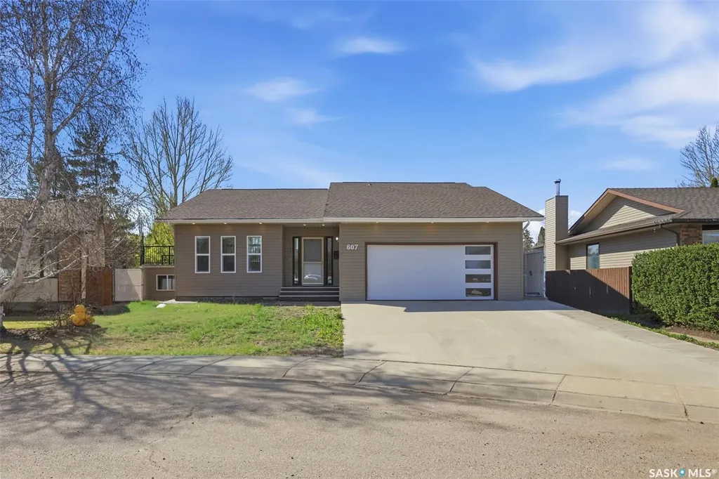 607 Addie Crescent Saskatoon SK S7N 3K7