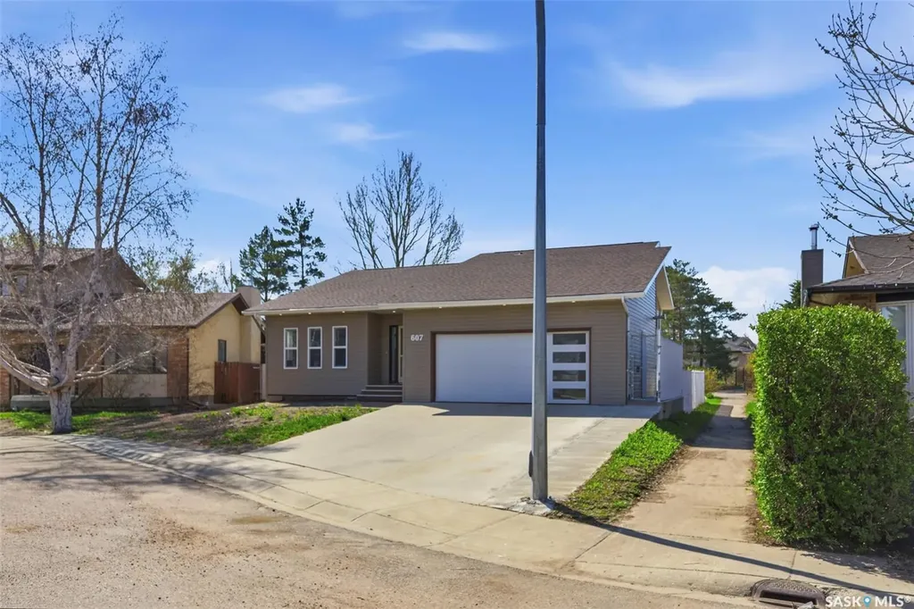 607 Addie Crescent Saskatoon SK S7N 3K7