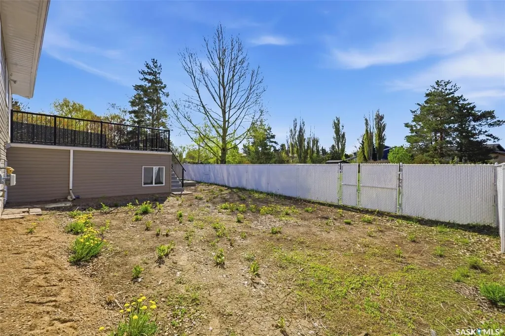 607 Addie Crescent Saskatoon SK S7N 3K7