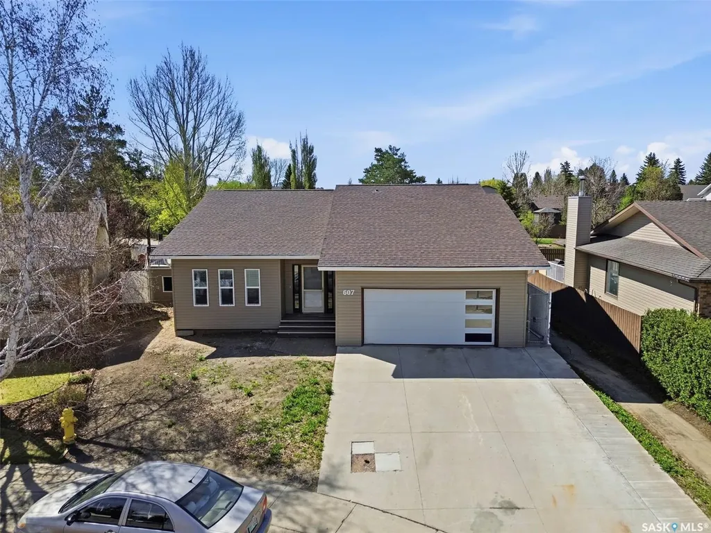 607 Addie Crescent Saskatoon SK S7N 3K7