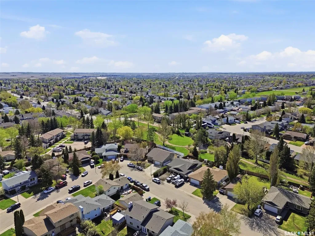 607 Addie Crescent Saskatoon SK S7N 3K7