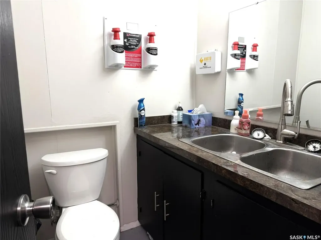 1123 5th Street Estevan SK S4A 0Z3