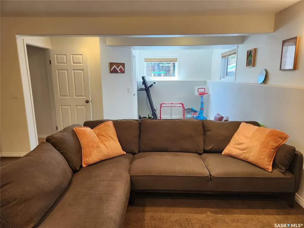 223 Adilman Drive Saskatoon SK S7K 7S1