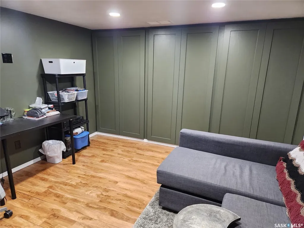 223 Adilman Drive Saskatoon SK S7K 7S1
