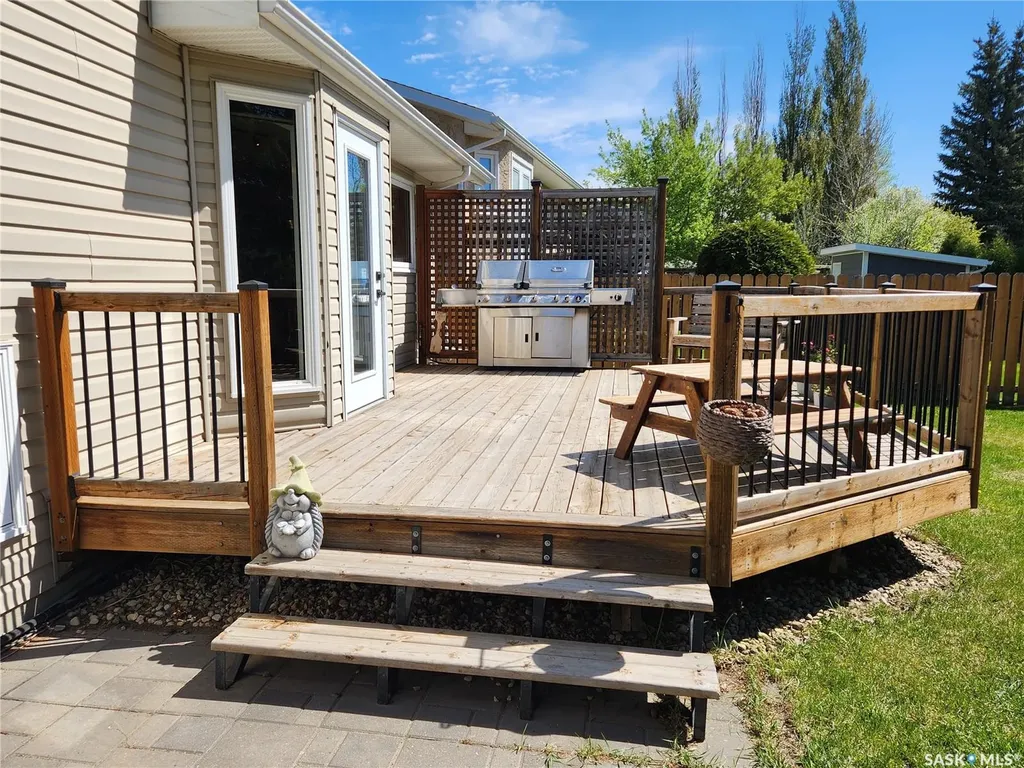 223 Adilman Drive Saskatoon SK S7K 7S1