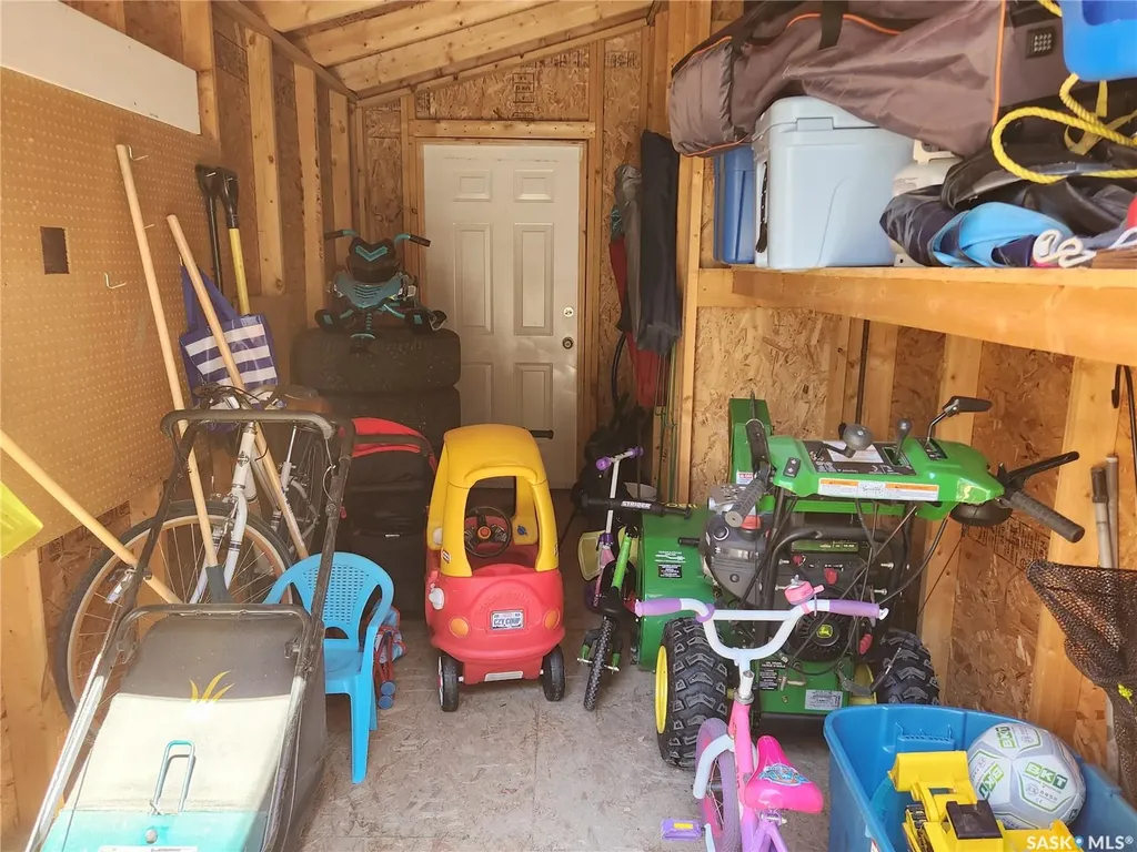 223 Adilman Drive Saskatoon SK S7K 7S1