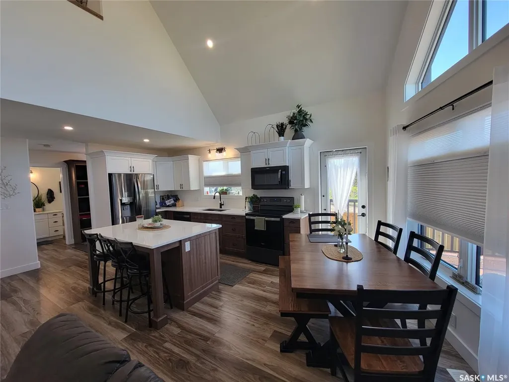 390 2nd Avenue Meota SK S0M 1X0